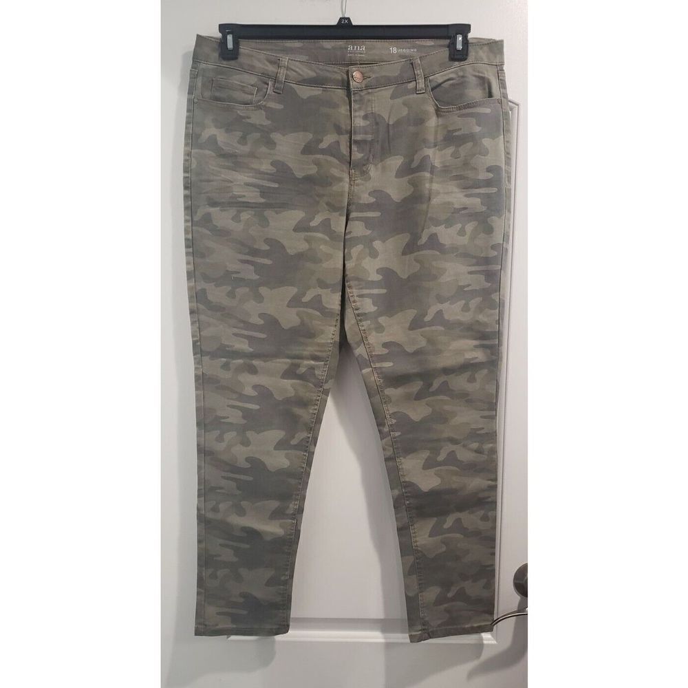 a.n.a A‎ New Approach Women's Camouflage Jegging Jeans Size 18